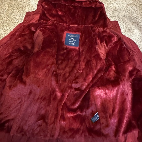 U.S. Polo Assn Red Hooded Puffer Jacket — Size M - Picture 16 of 16